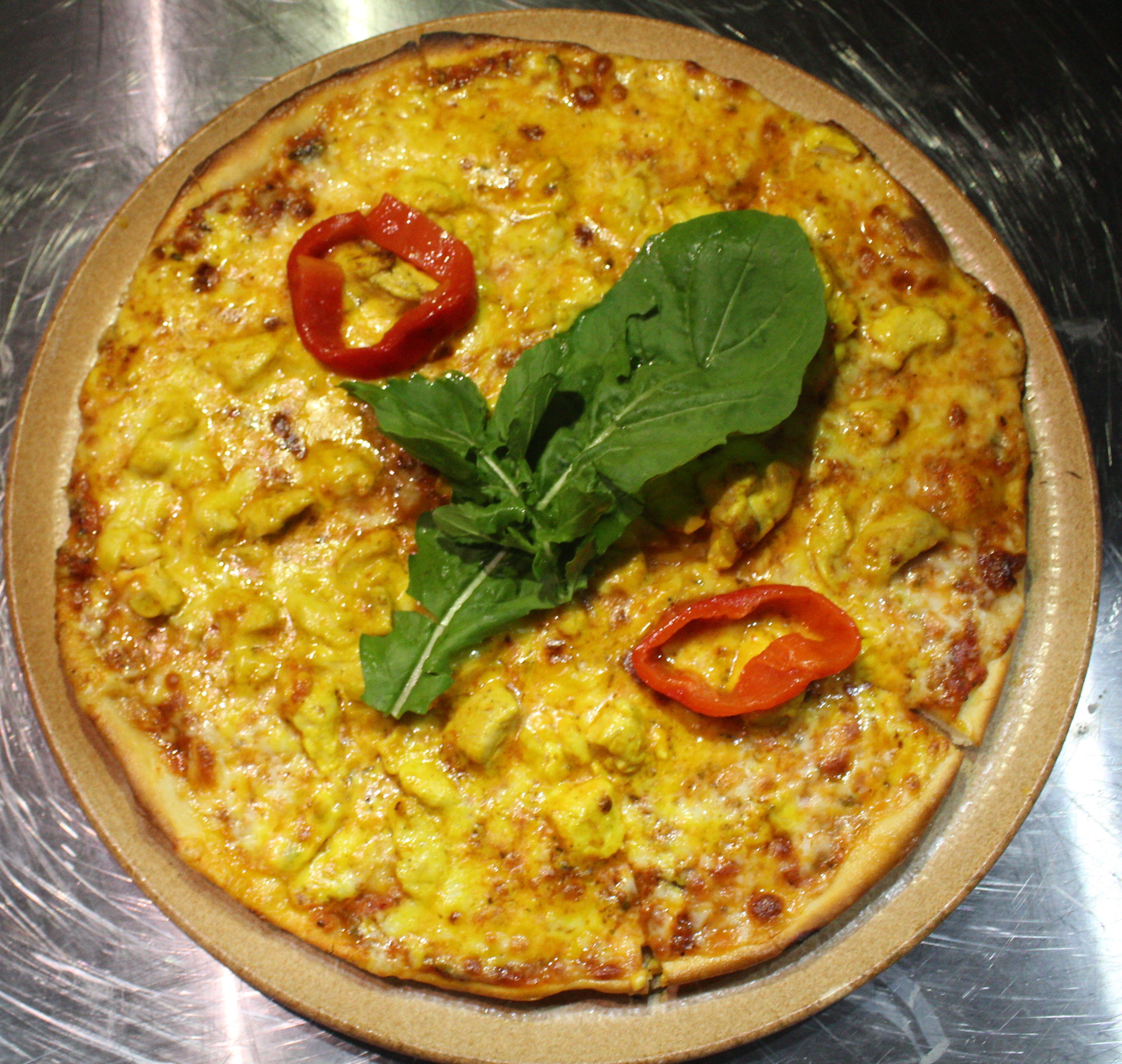 Cafe de Paris soslu pizza